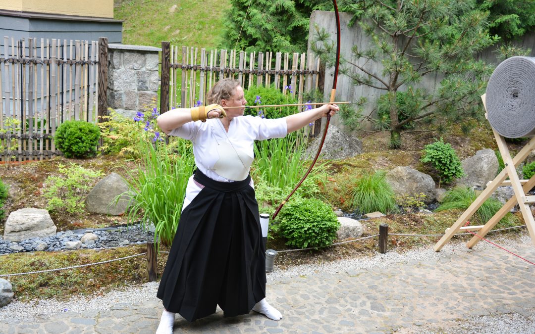 Kyudo pristatymas japoniškame sode Sei Shin en Vilniuje 2020 birželis